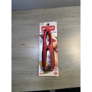 Good Cook Everyday Seafood Cracker Shellfish Nut Lobster Crab BPA Free Red